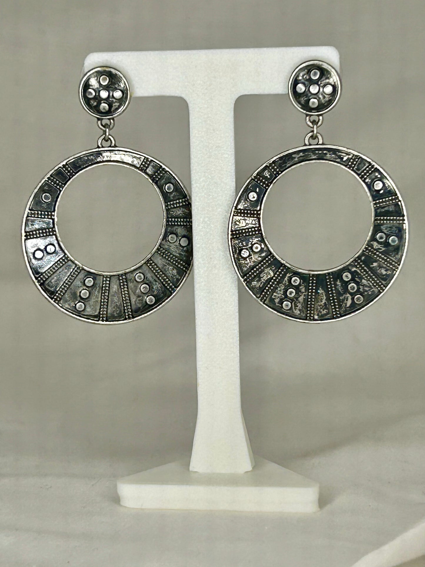 Metal Rivet Pattern Sterling Silver Hoop Earrings